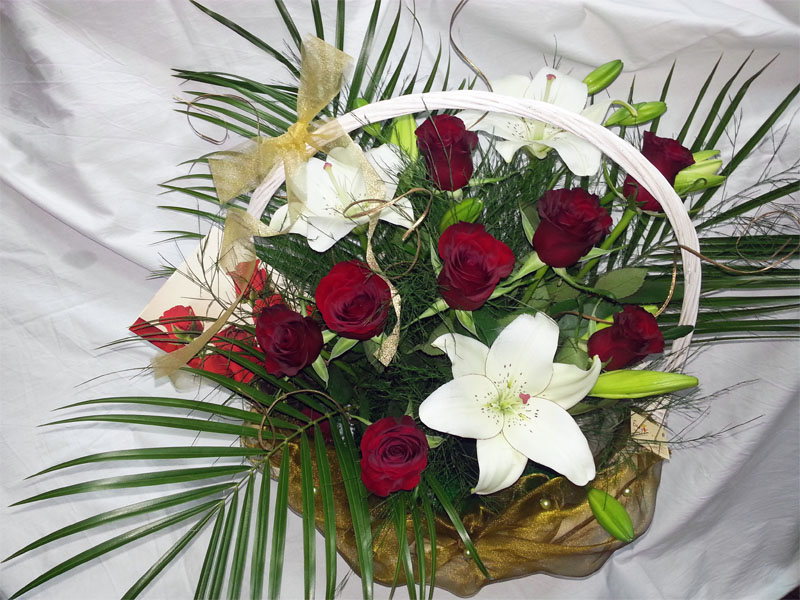 Basket of flowers - Tatiana