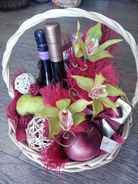 Gift Basket - Extravagant orchids
