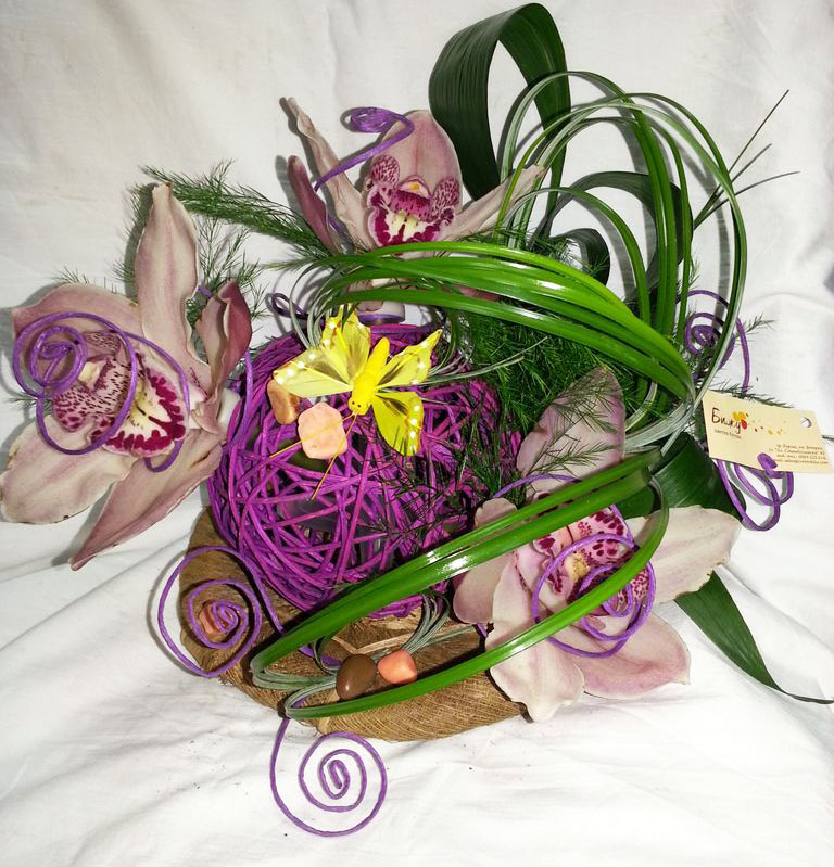Arrangement with orchids