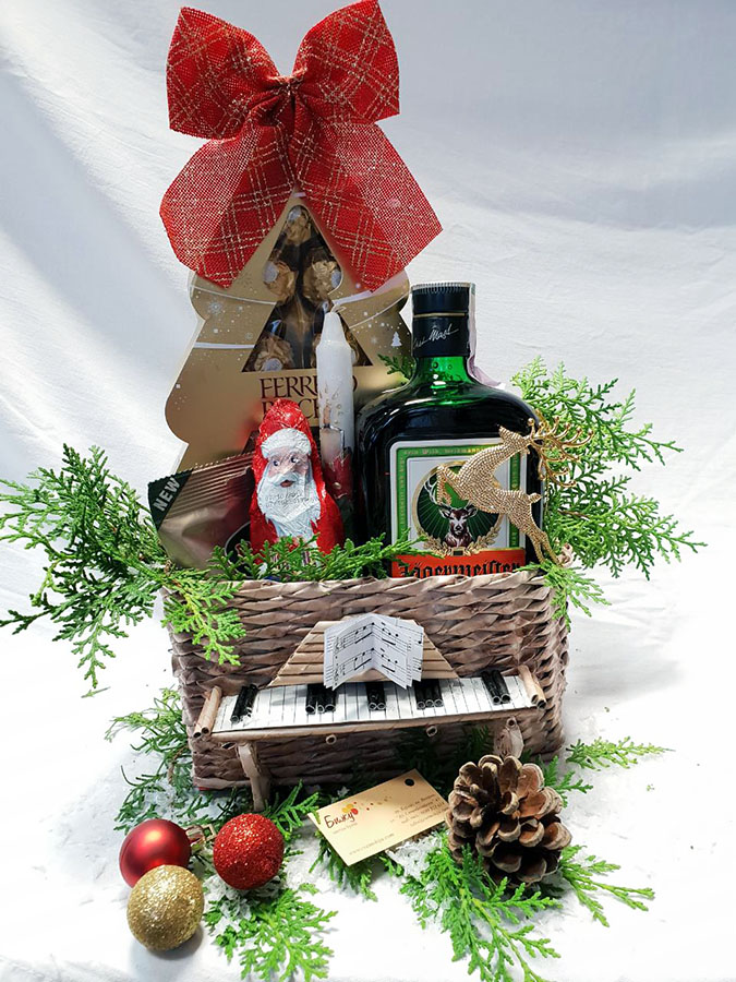 Yegermayster Christmas Basket, Ferrero Rosher - fir