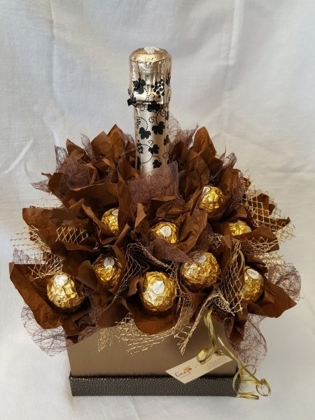 Chocolate Bouquet and Sparkling Wine